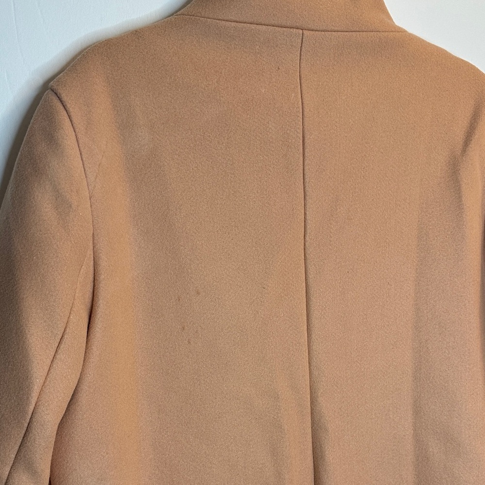 Elegant Tan Trench Coat for Women - Picture 14 of 16